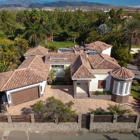 Villa Maspalomas Golfside Luxury